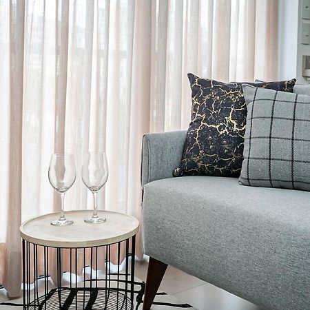 Studio Moderno Com Vaga, Proximo A Lagoa Da Conceicao - Trindade Apartment Florianopolis Bagian luar foto